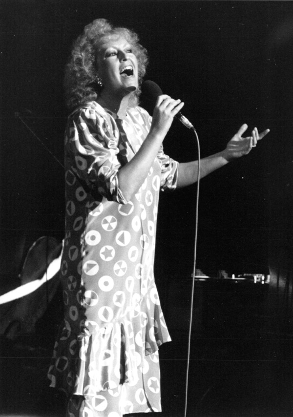 Aura Singing 4